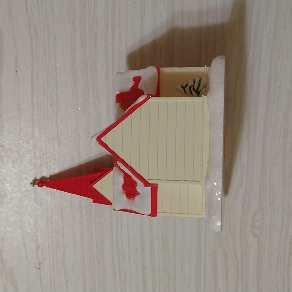 2020 "Come In And Rest" Light Up Church Christmas Tree Keepsake Ornament - Picture 4 of 7